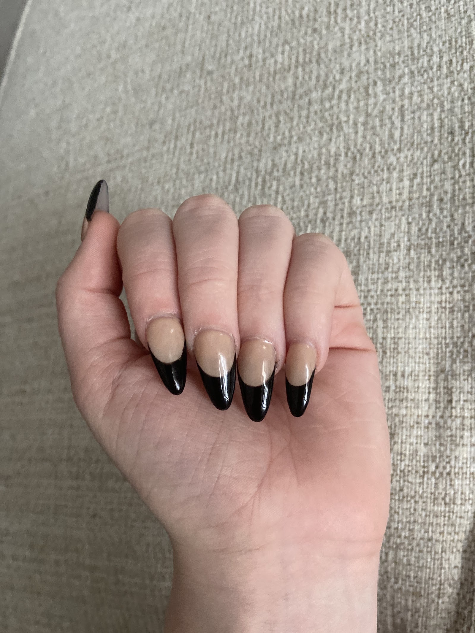 Billie’s Luxury Nails nail photo 4